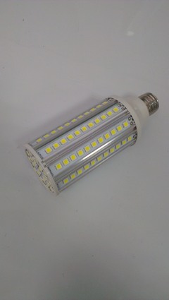 LED節能燈泡 從高效照明到綠色能源的跨界探索——以深圳國惠照明為例